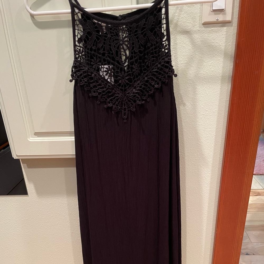 Maurice’s mid length black sun dress.